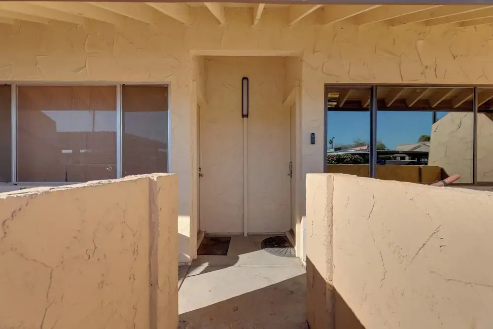 Scottsdale Loft Near Golf Course & Old Town!