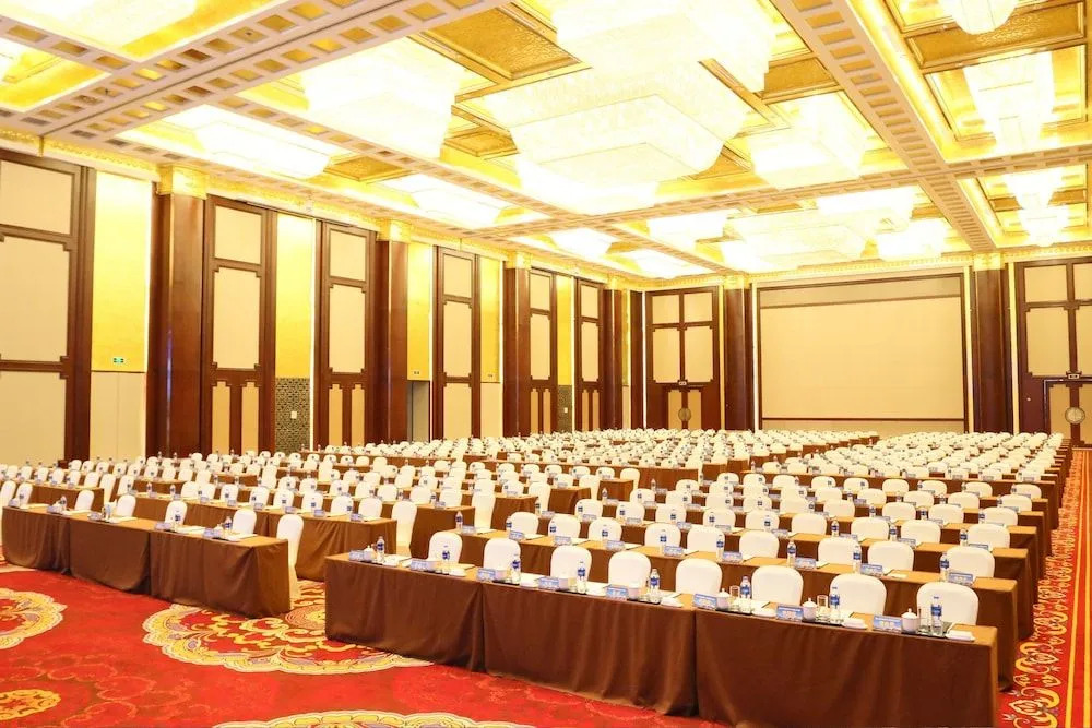 Changsha Tongguan Macrolink Legend Hotel