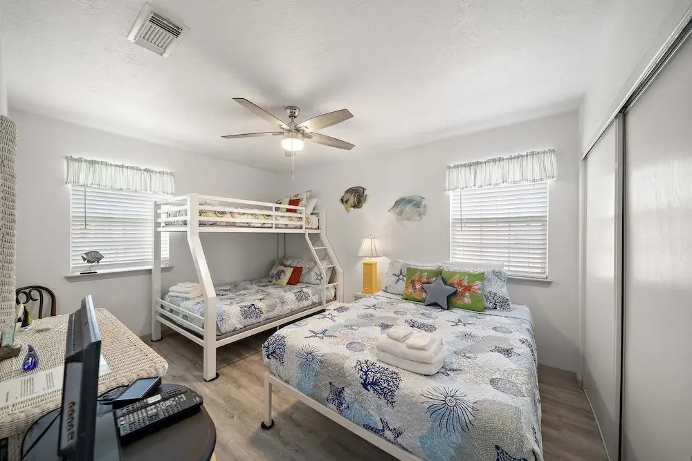 Seaview Island Getaway 3 Bedroom Home