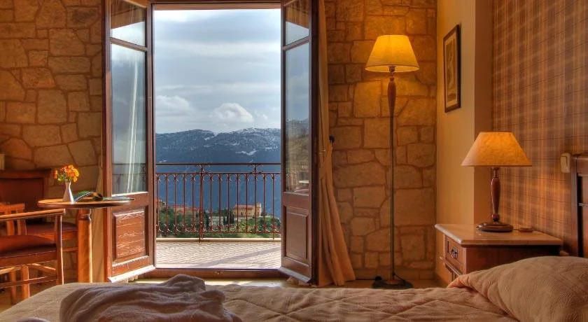 Alpen House Hotel & Suites