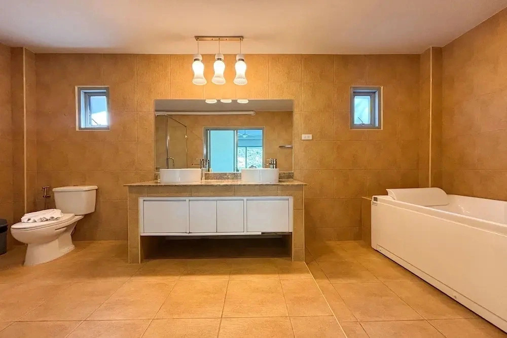 Grand Villa Ishu 4BR Private Pool