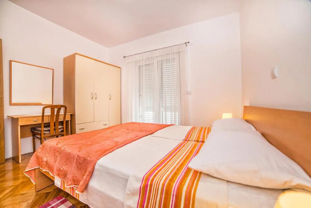 Apartments Jasmina 4212