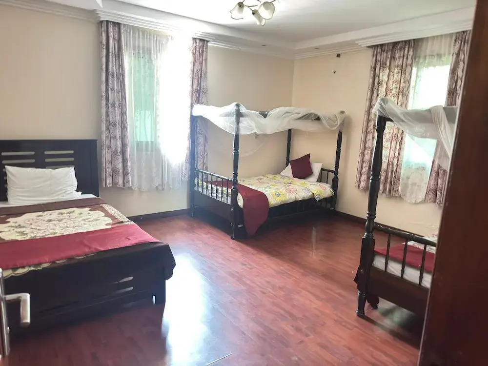 Lux Suites Lakeview Mansion Nakuru