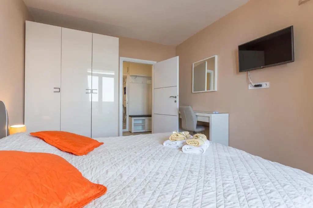 Apartment Lucija