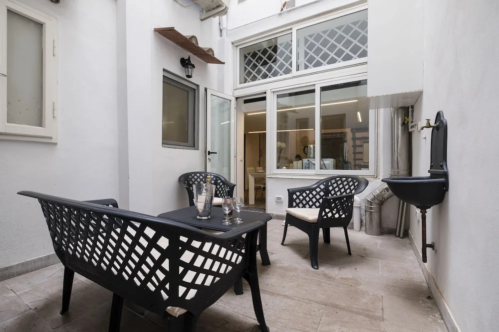 Silver Novella Luxury Apartment