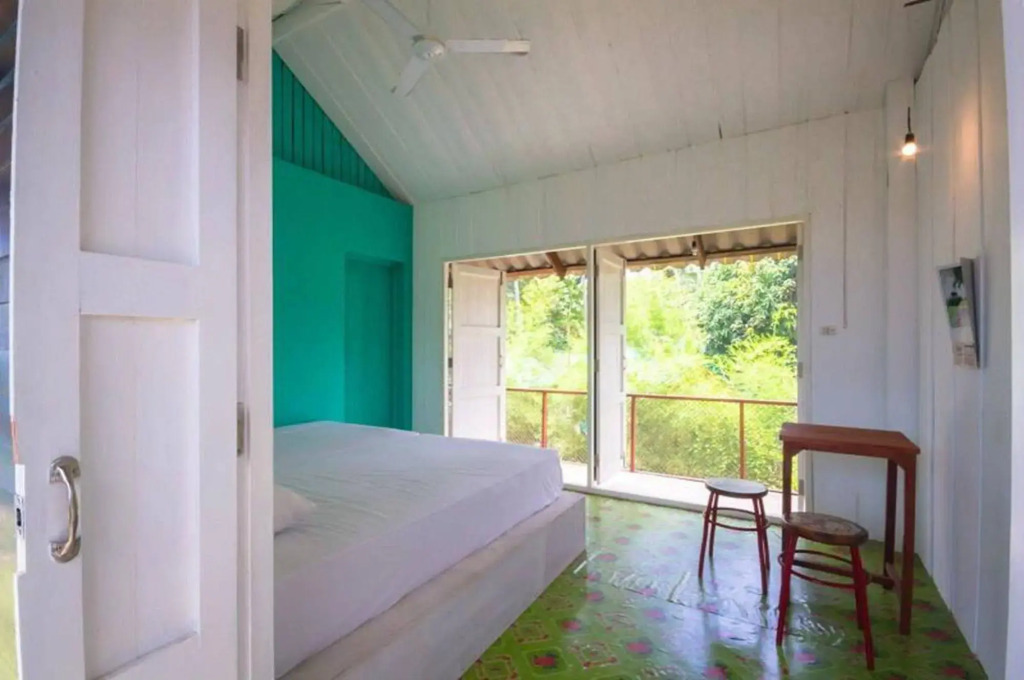 KLKL Hostel