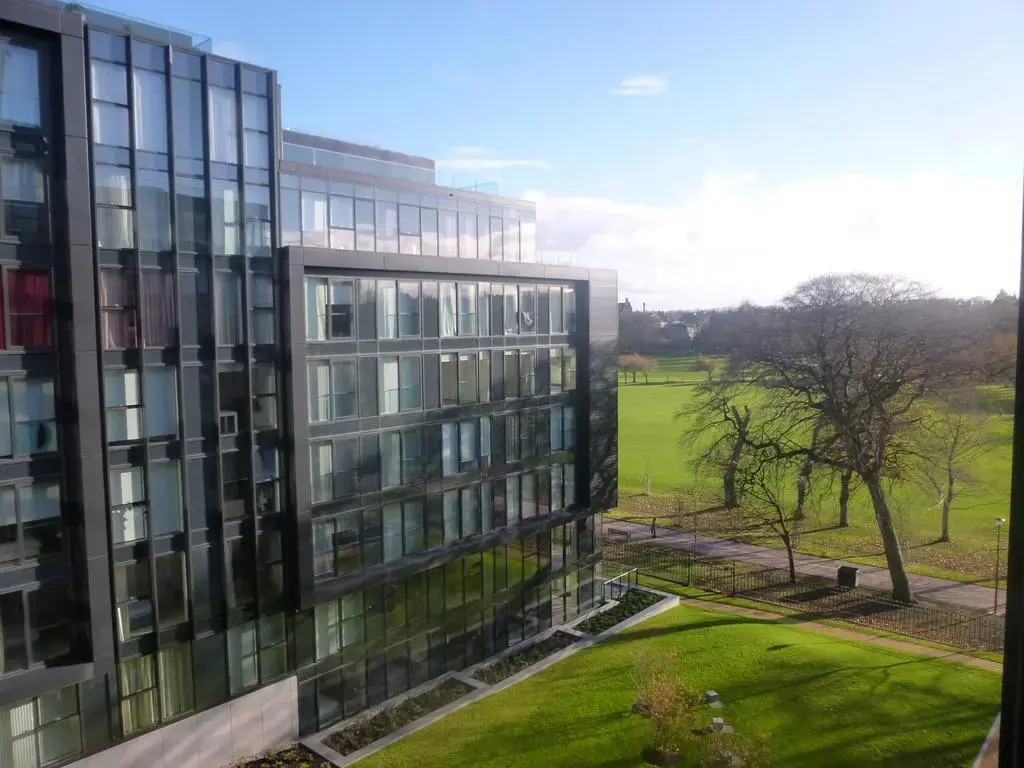 VIP Apartments - Quartermile