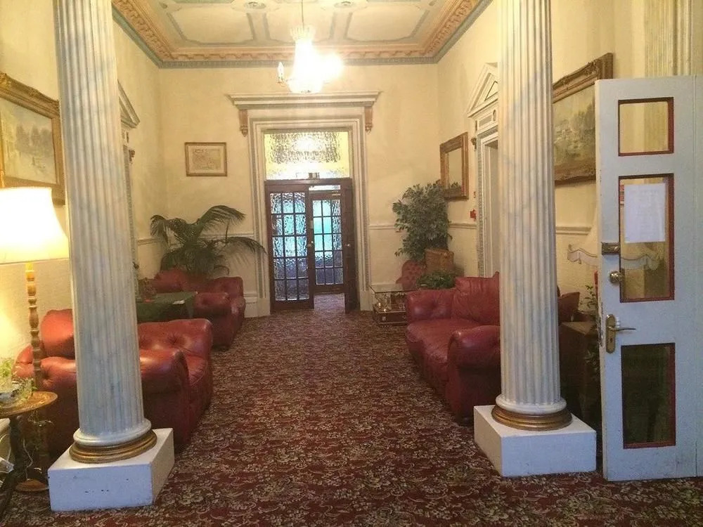 Fountain Court Trading as Hotel Haveli
