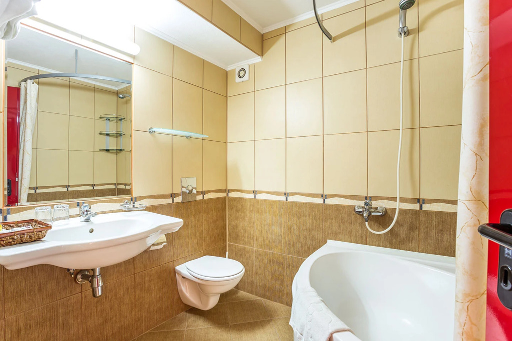 Saint George Hotel & Medical Spa