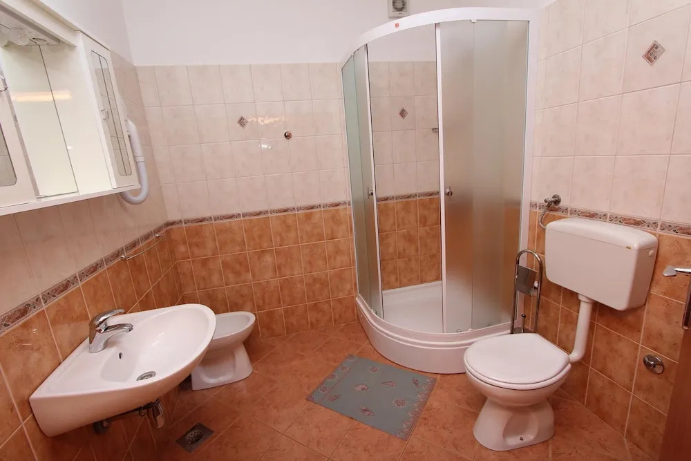 Apartments Elida