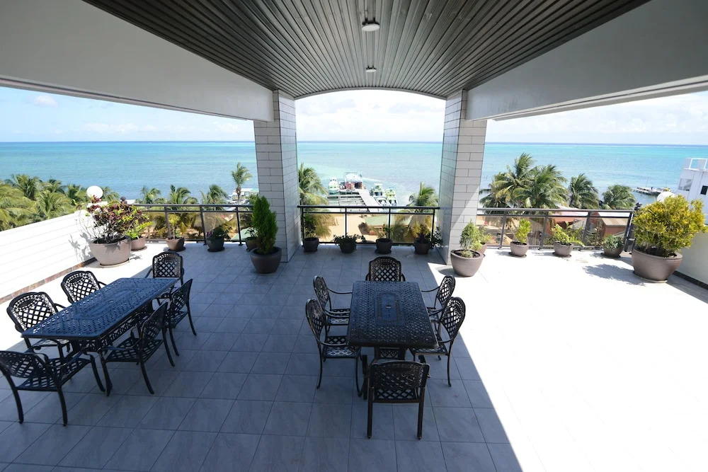 The Caye Hotel Caye Caulker