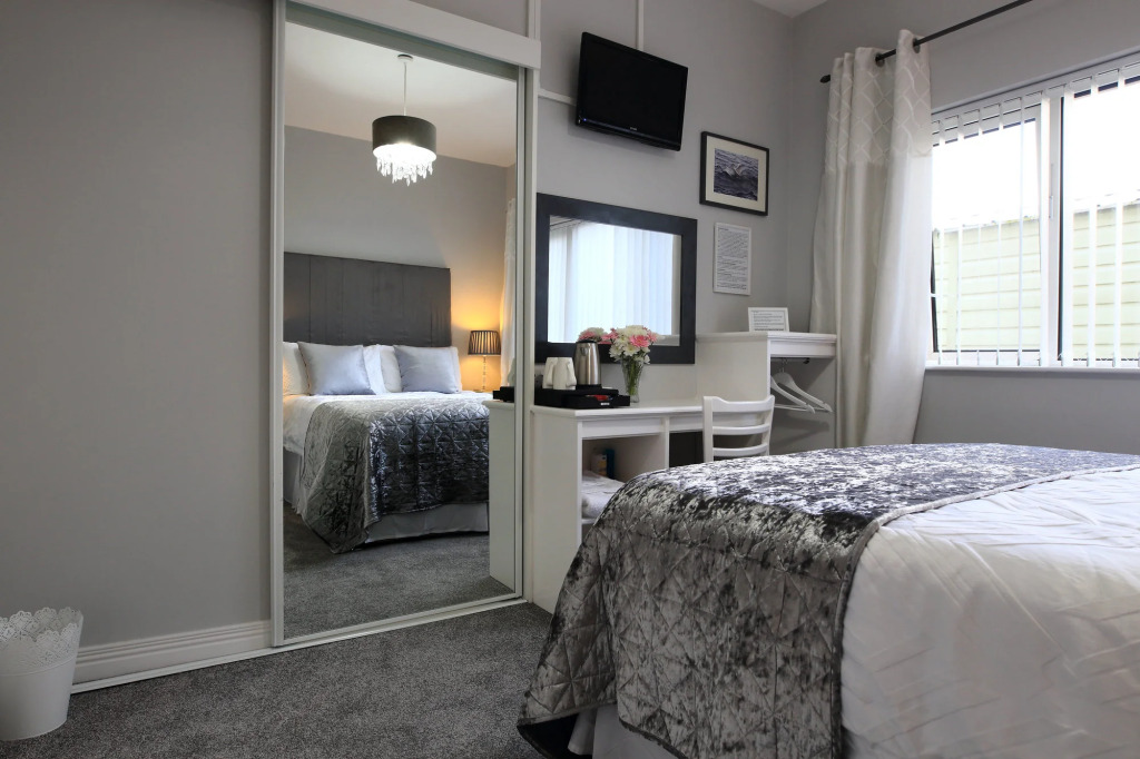 Elagh View B B Double En-suite 1
