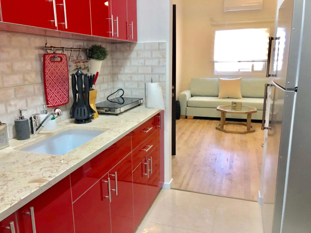 2 Bedrooms Apartment " Marcheliz " in Bat-yam
