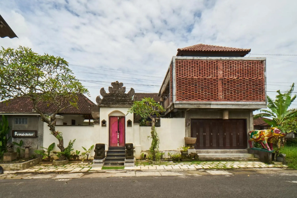 Rumah Paros & Gallery