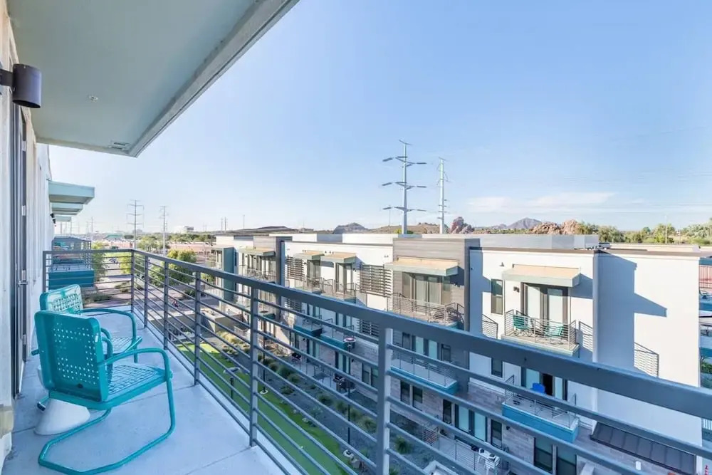 Modern Town Lake Penthouse by Cozysuites