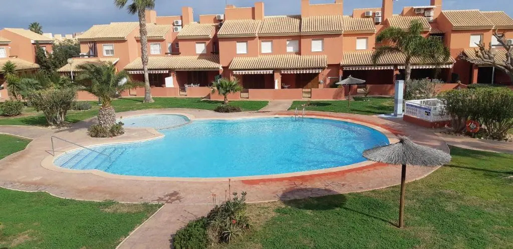 Villa 3 Dormitorios Mar De Cristal A-172