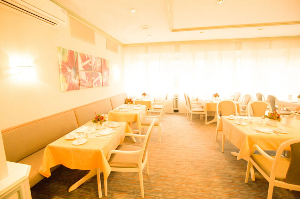 Avia Hotel