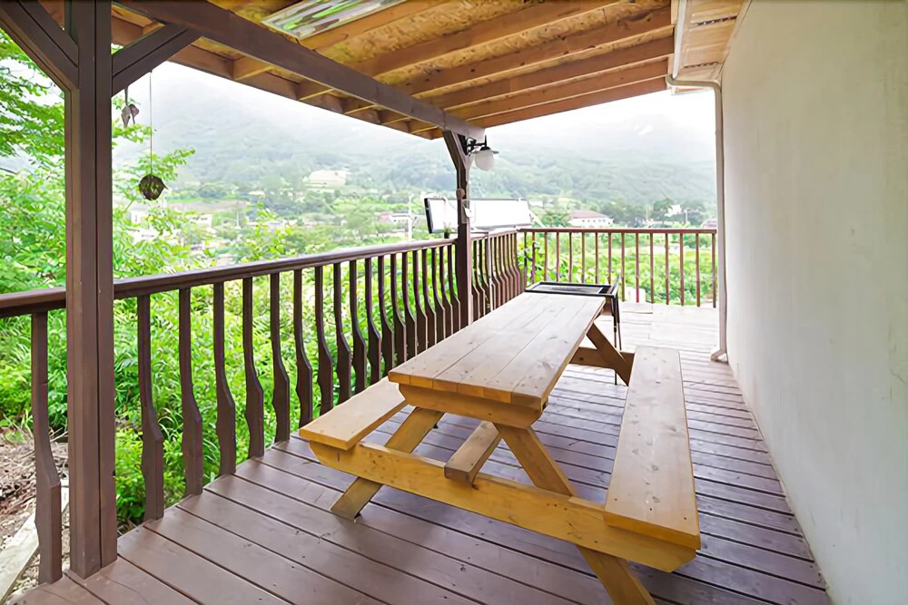 Jecheon Wood Nest Pension