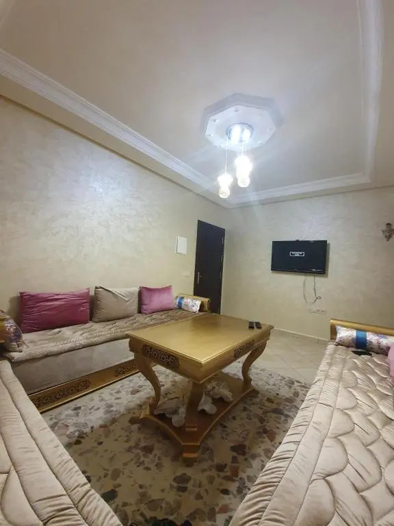 Appartement Avec Piscine, 1min de la Plage