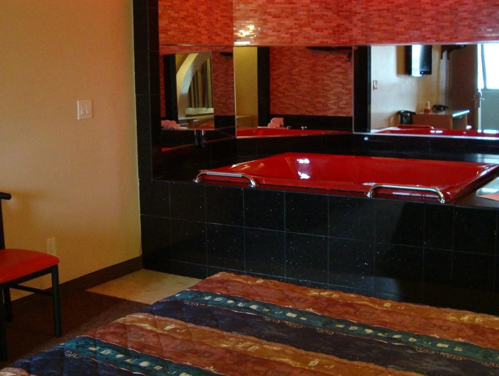 Oasis Motel in Brooklyn