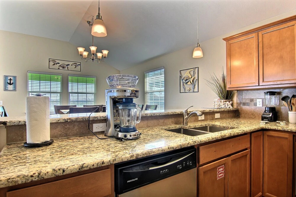 The Coast is Clear 3Br Home