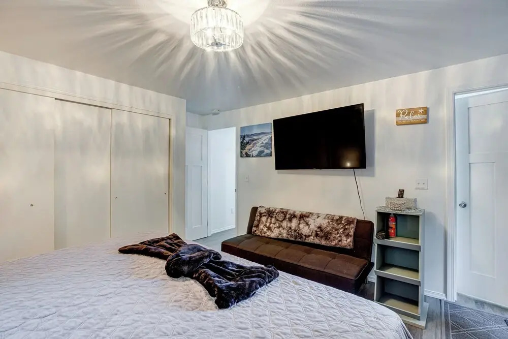 Rockaway Beach House - Walk to Ocean!