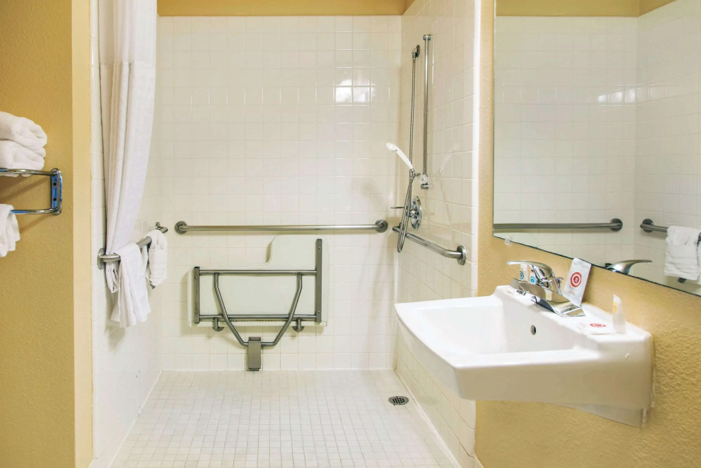 Comfort Inn & Suites San Francisco Airport North