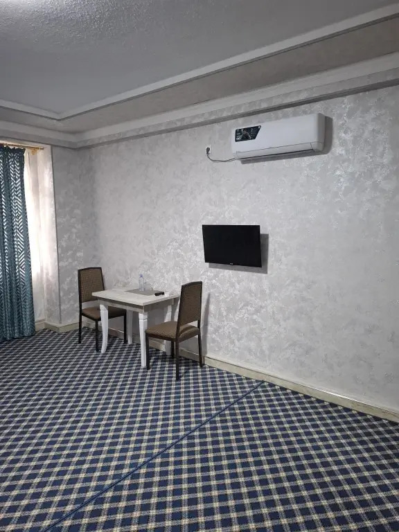 SULOLA Hotel