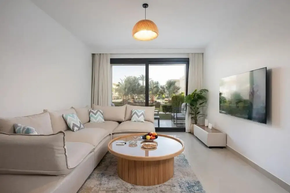Vesta - Luxury APT - 2BR - G-cribs IV