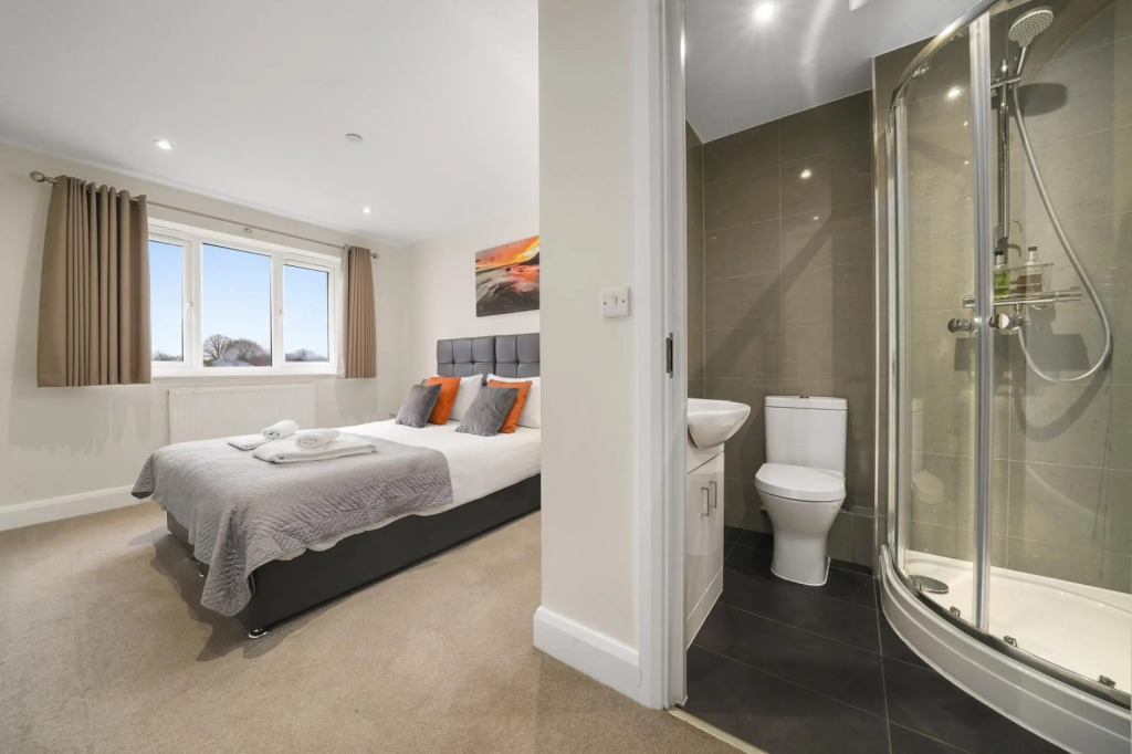 London Heathrow Living Serviced Apartments - Apt 6