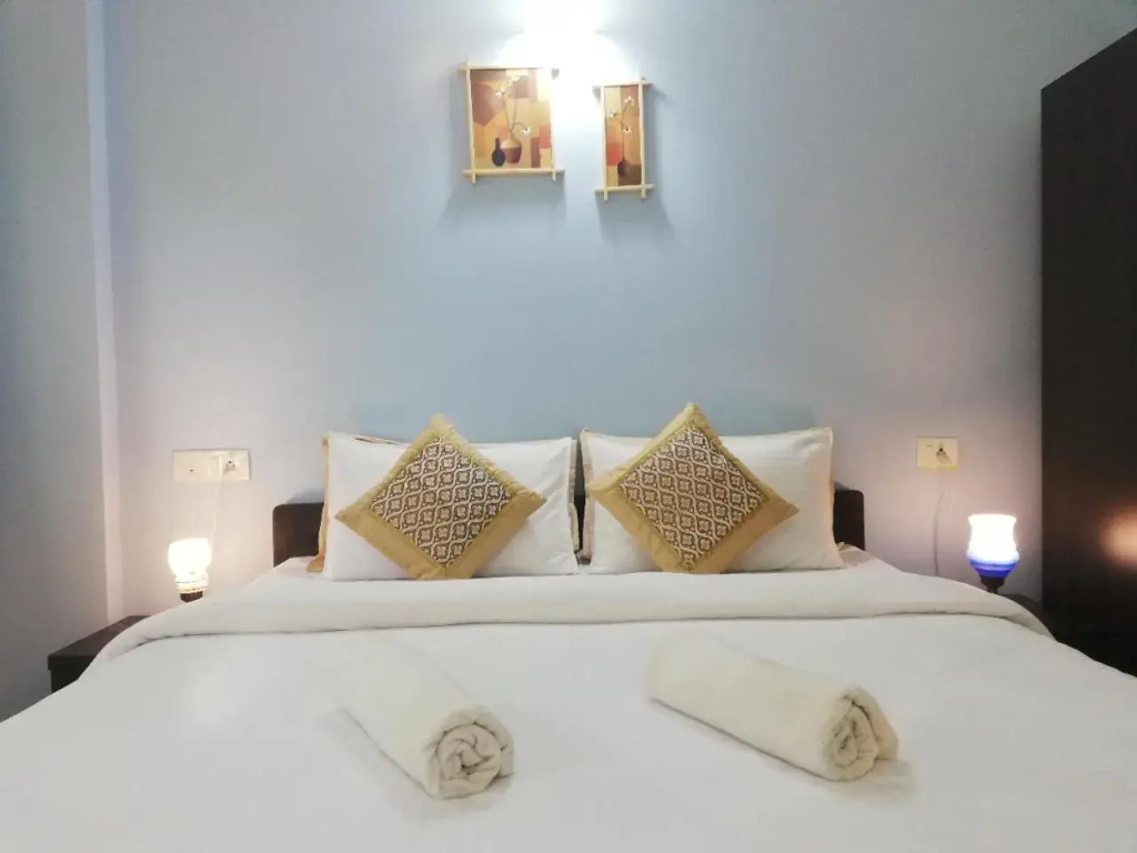 Spectrum Hub beach side Studio Apartment - Candolim - Goa