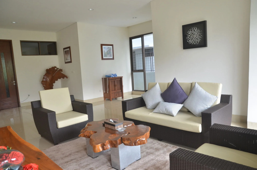 Chamomile Hill View Villa 6 Bedrooms With a Private Swimming Pool and a Movie Room and a Billiard Table