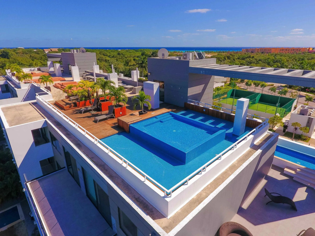 TeAmoPlaya - Nick Price Residences