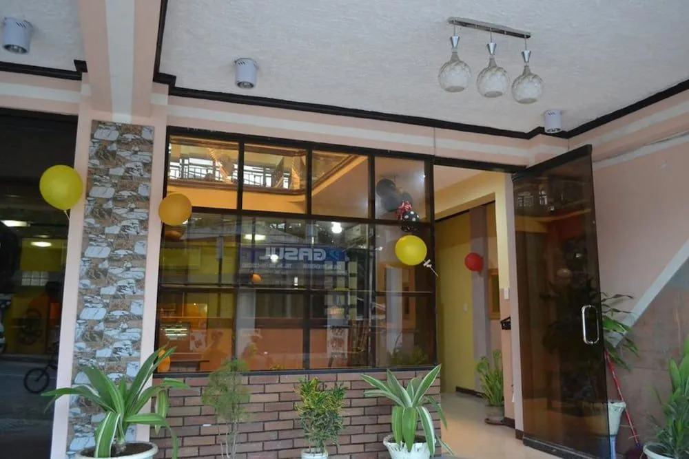 Berlay Backpackers and Tourists Inn