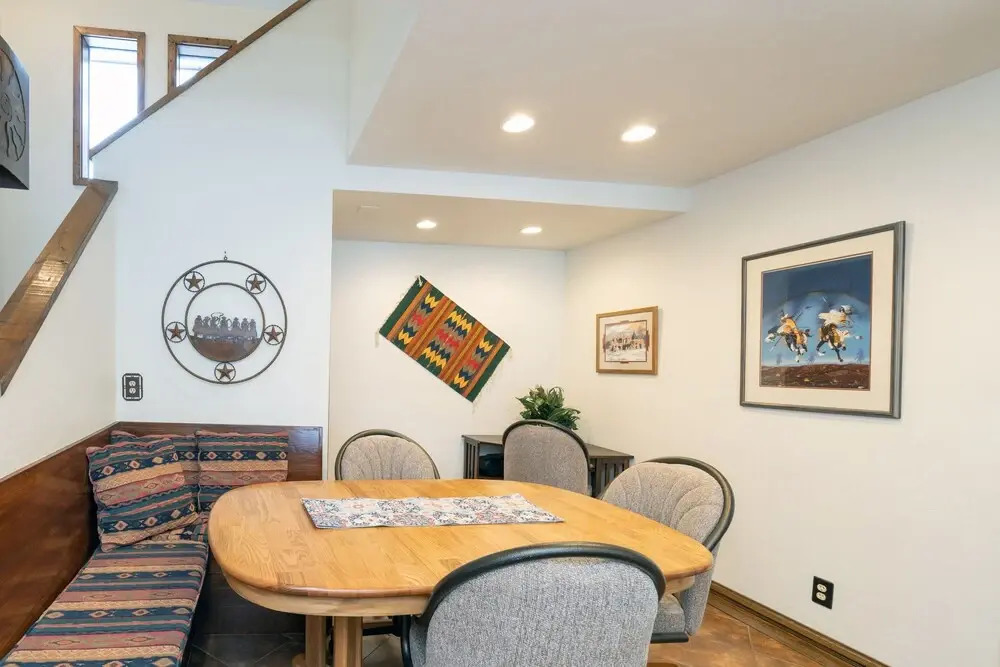 Bachman Village 9 by Avantstay Character Home Close To Town & To The Slopes! Permit#3685