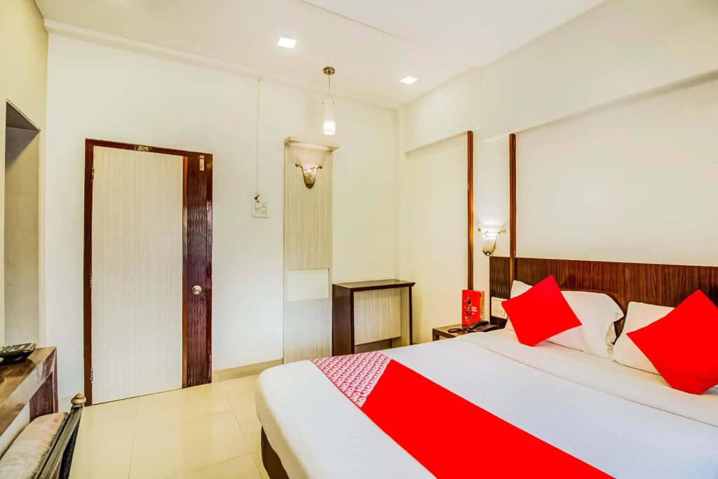 Collection O 81194 Hotel Panchratna