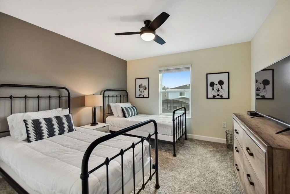 Magic Lily - Storey Lake By Shine Villas #834