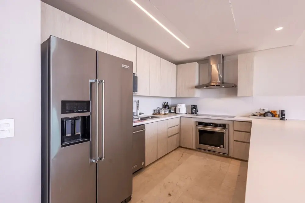 Oceanview 3BR Condo w spa gym