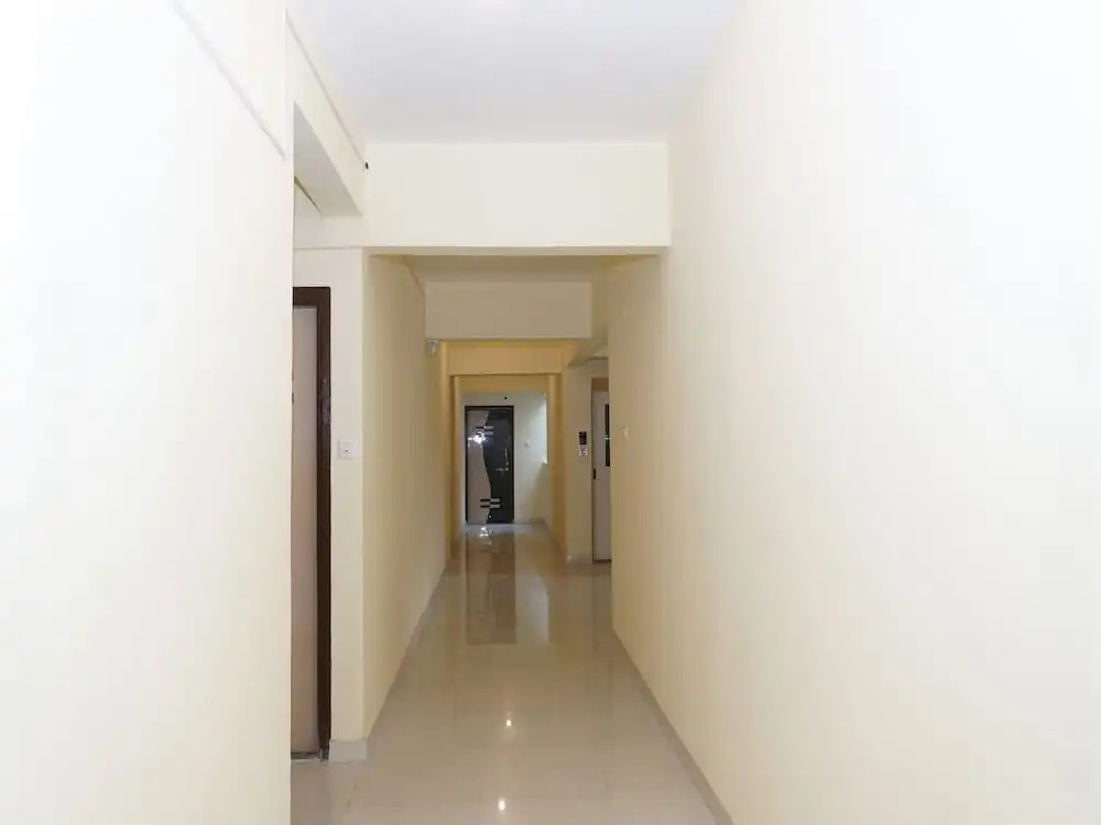 OYO 20037 SilverKey Hinjawadi