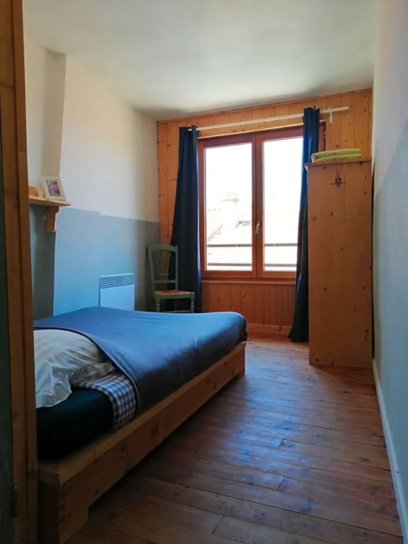 File dans ta chambre