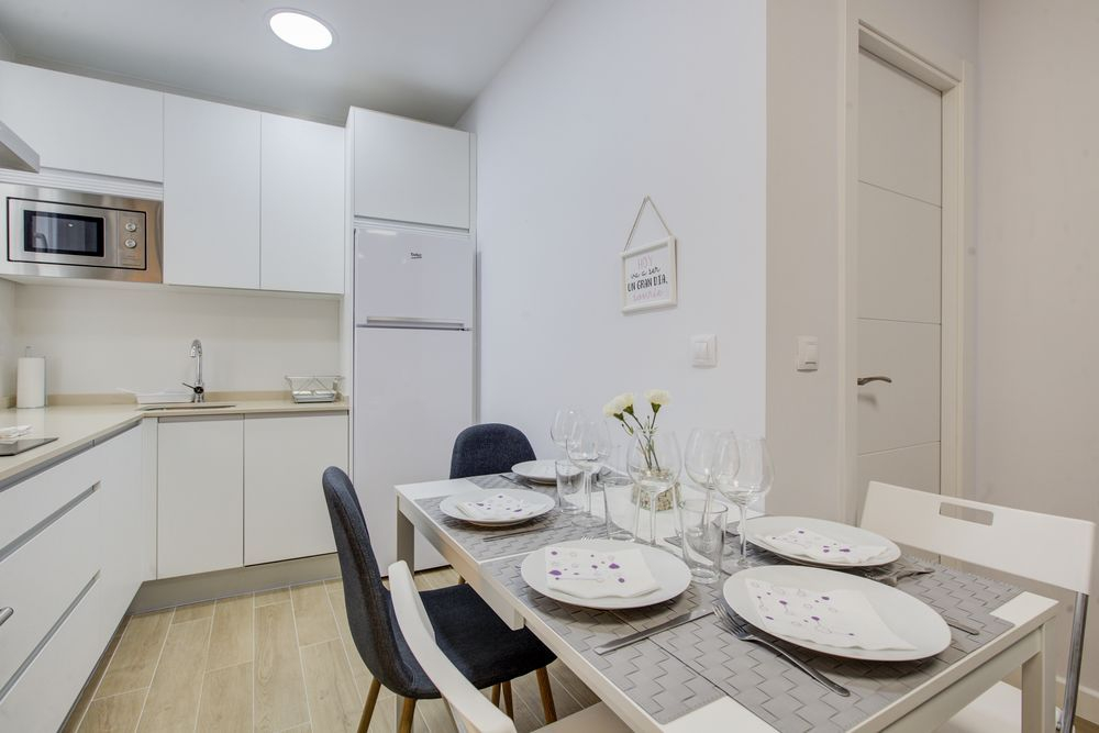 Cozy 2 Bedroom Apartment in Conde Duque