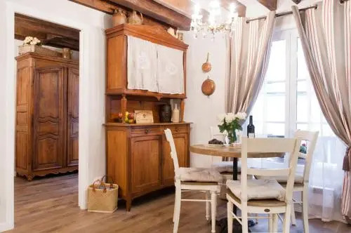 Apartment Simon Le Franc