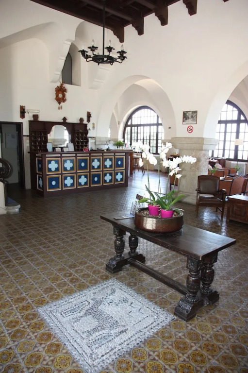 Elafos Hotel