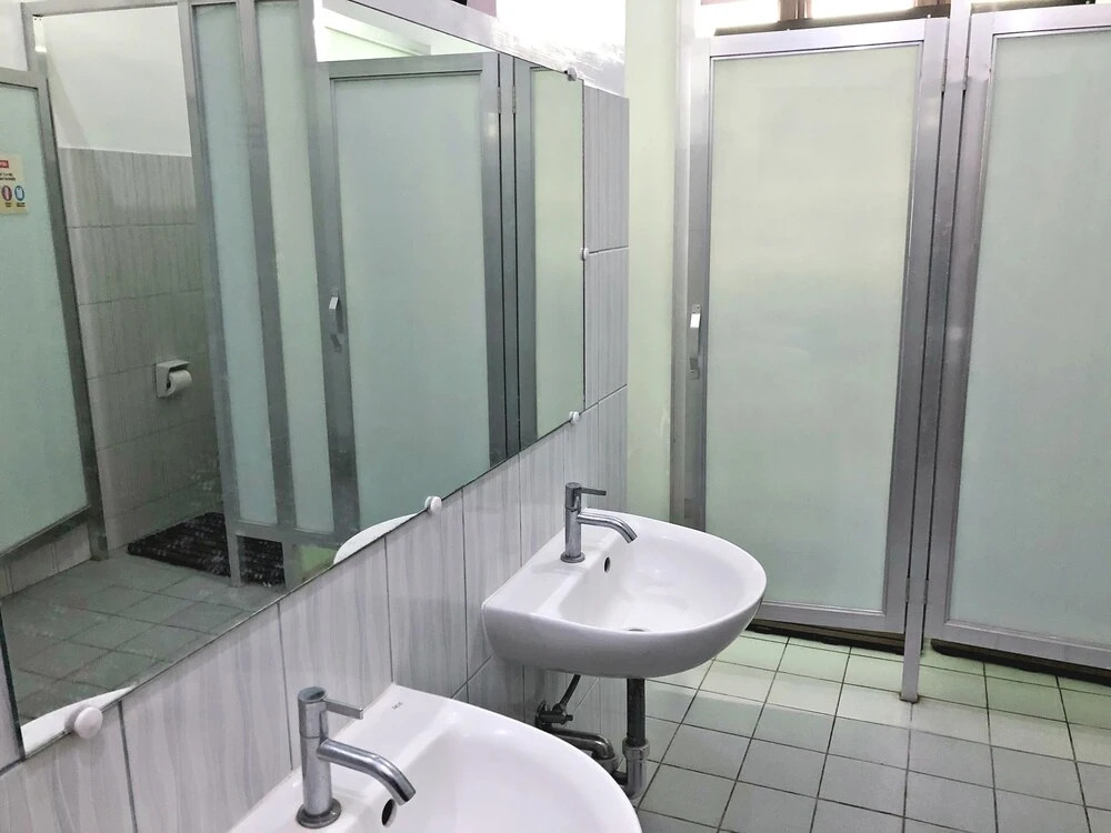 JDL Residences - Hostel