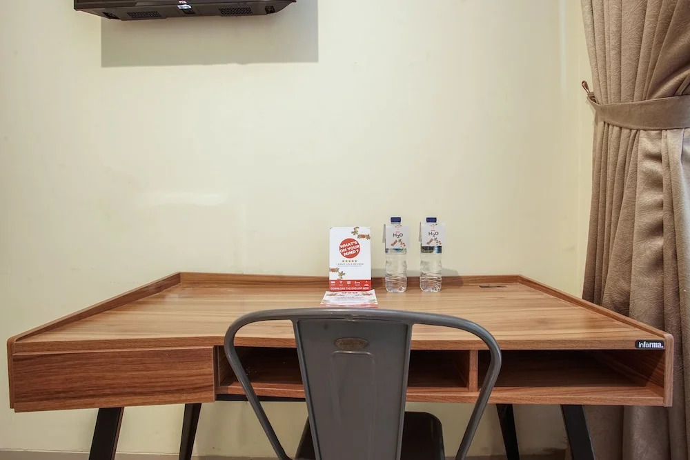 Eirini Family Homestay by OYO Rooms