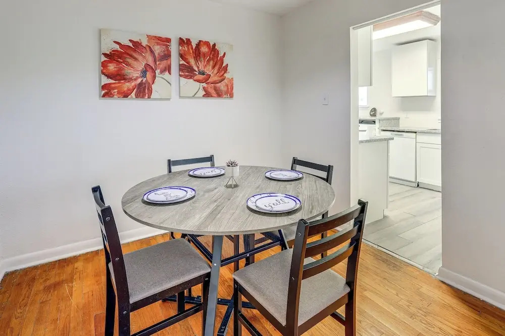 Retreat at Brackenridge Park: Cozy San Antonio Apt