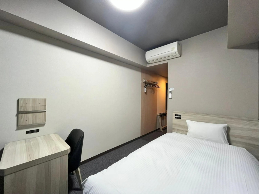Hotel Route-Inn Nagaoka Ekimae