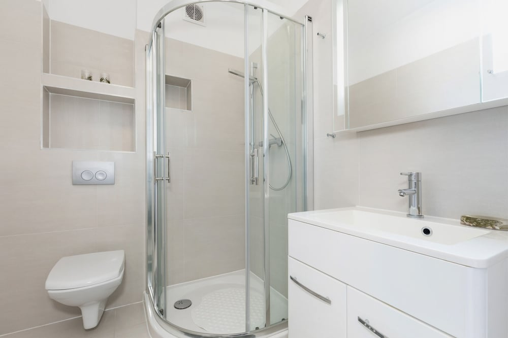 Apartments Sikorskiego by Renters