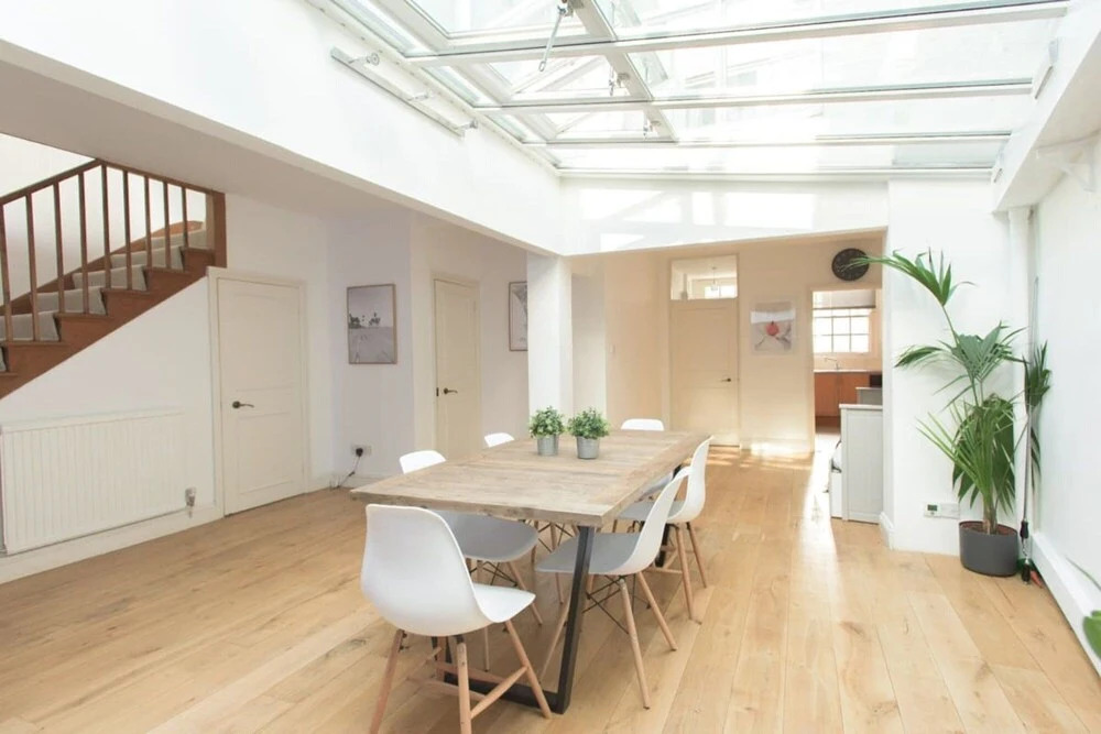 The Harrods Mews Modern 4Bdr Mews Home With Terrace