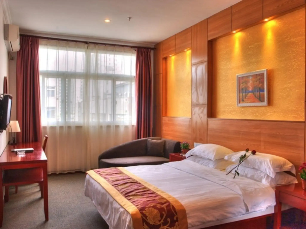 GreenTree Alliance Shanghai ChongMing BaYi Road Walking Street Hotel